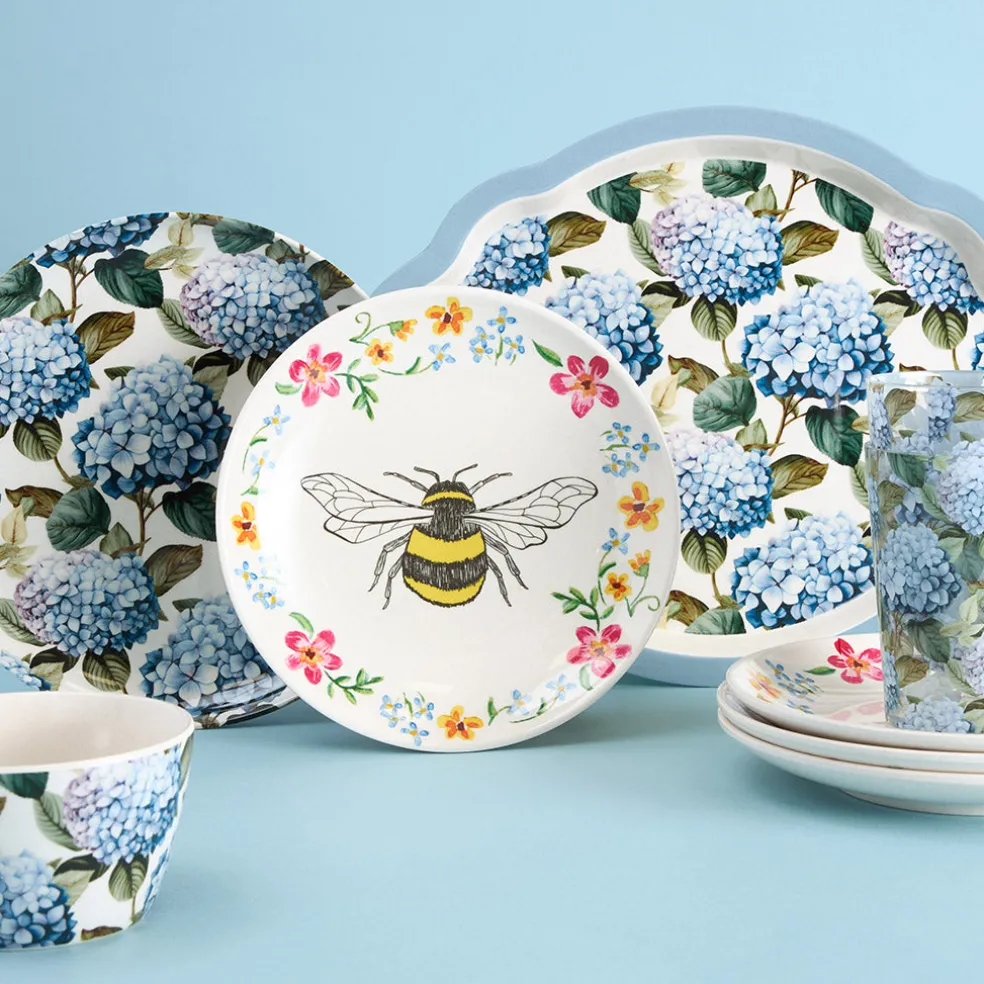 Dinnerware Set