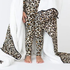 Luxe Plush Patoo® Blanket