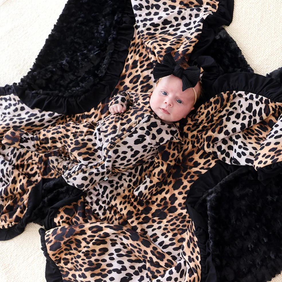 Minky Ruffled Luxe Patoo® Blanket