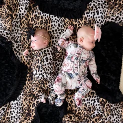Minky Ruffled Luxe Patoo® Blanket