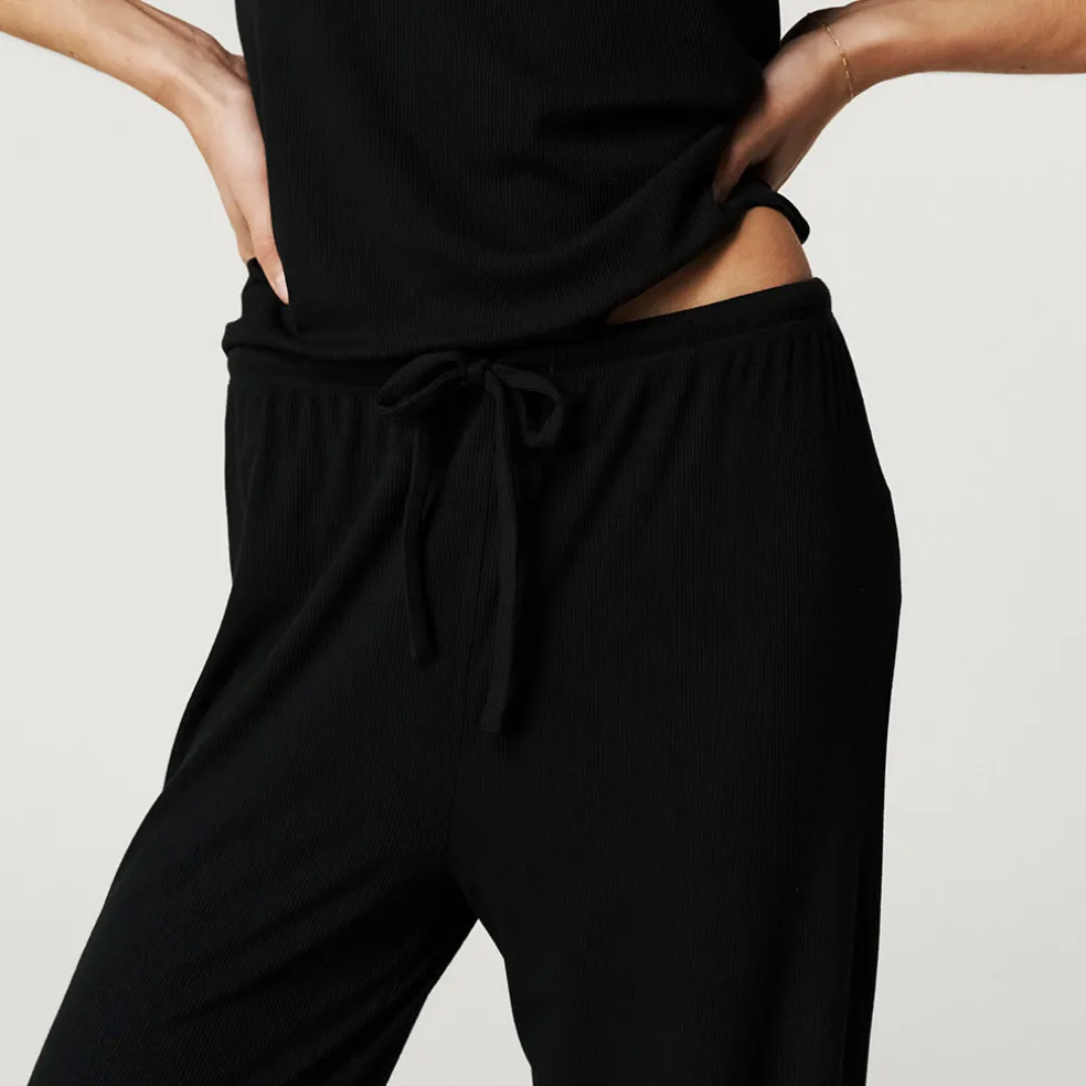 Women's Black Premium Knit Straight Pants