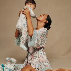 Women's Lace Robe