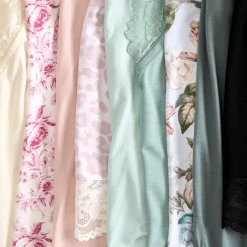 Women's Lace Robe